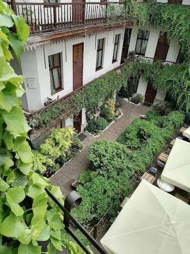 "Globtroter" Guest House